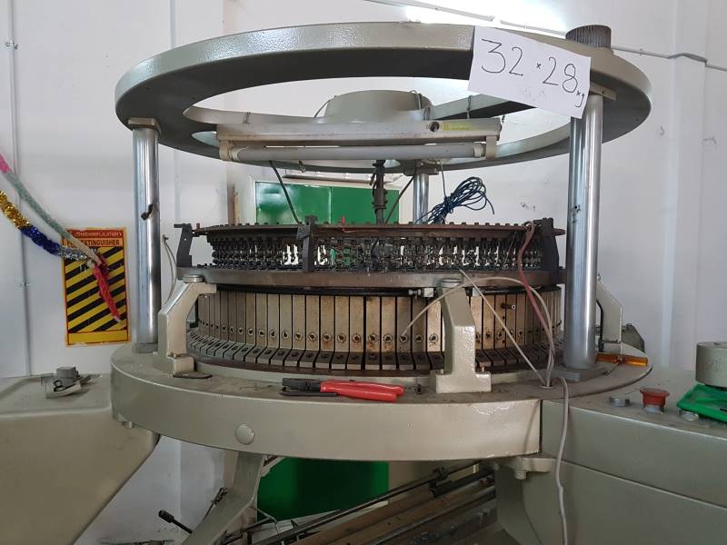 USED 3 THREAD FLEECE  CIRCULAR KNITTING MACHINES FOR SALES